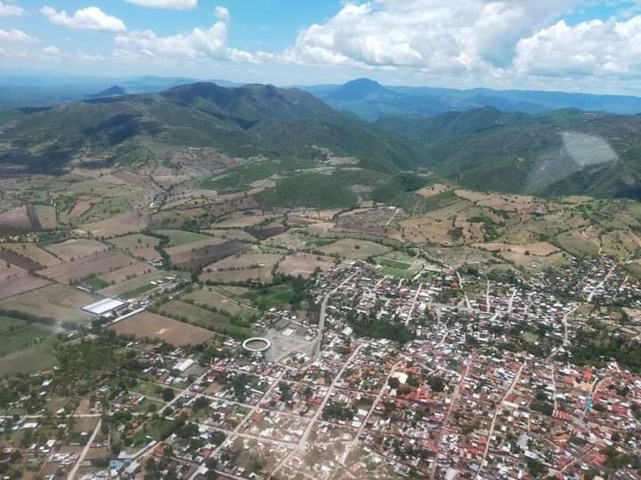 SE INTENSIFICAN LOS OPERATIVOS DE VIGILANCIA POR AIRE Y TIERRA EN LOCALIDADES DE LA REGIÓN CENTRO.