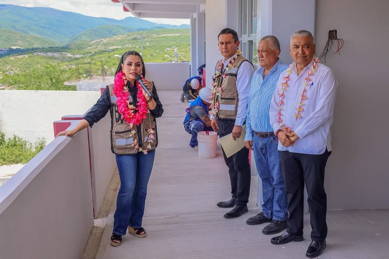 Evelyn Salgado supervisa construcción de una nueva escuela primaria en Zumpango del Río con casi 20 MDP de inversión